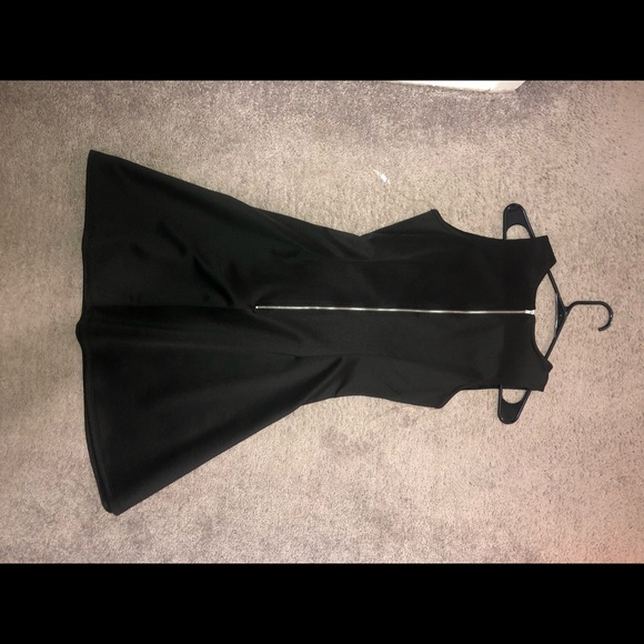 skater dress with exposed zipper - Picture 2 of 2